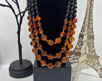 Halsband med lager av bärnsten | Halsband med syntetisk bärnsten och lavasten | Halsband med flera strängar i uttalande | Handgjorda etniska smycken | Present till henne