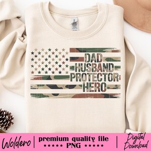 Papá héroe camuflaje retro PNG: Diseño de camiseta de caza (Descarga digital)