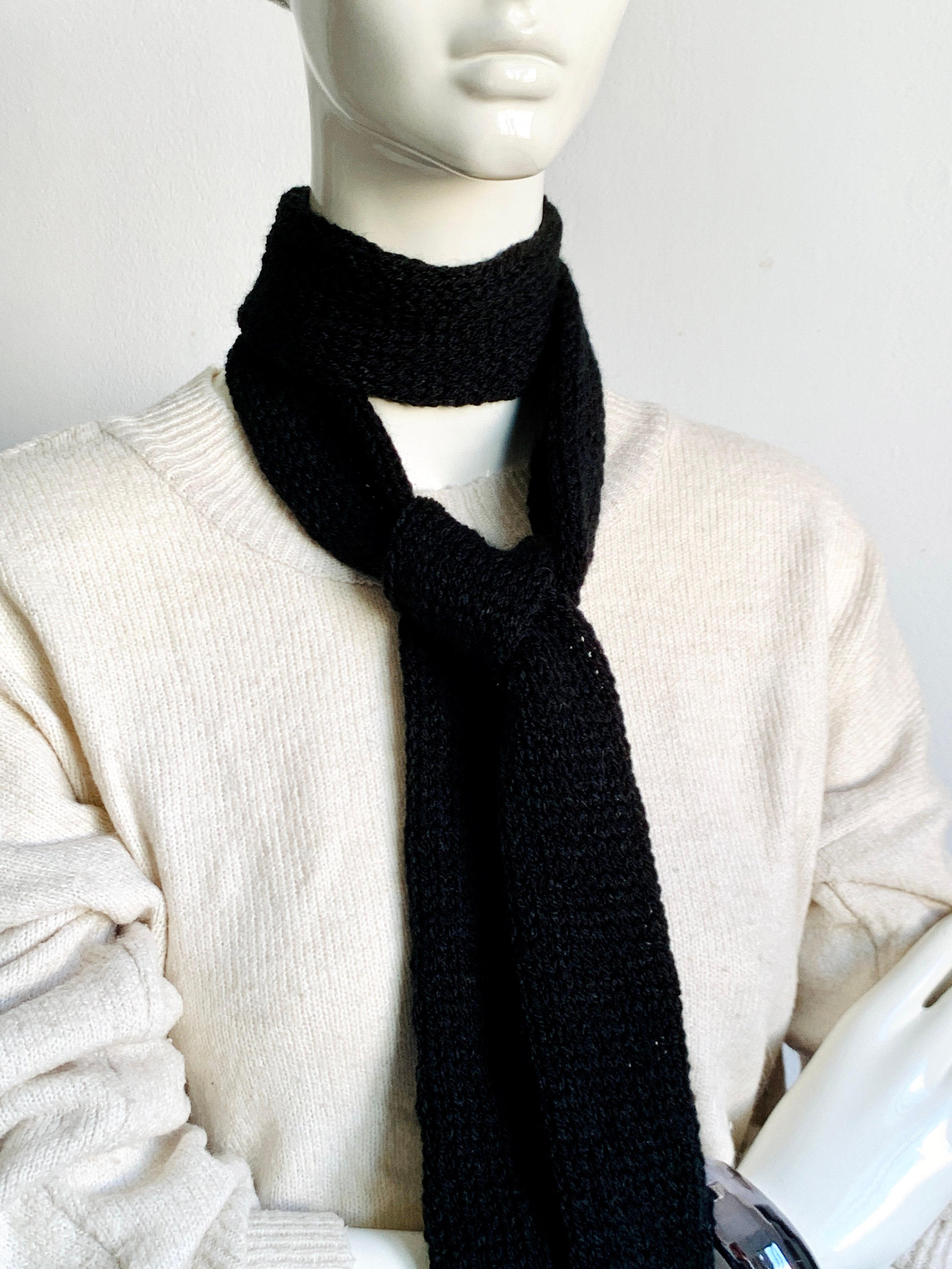 LONG SKINNY SCARF THE NIGHT IS NOIR main image 1