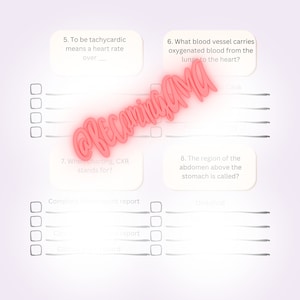 Könnte beinhalten: Ein Multiple-Choice-Quiz mit Fragen zum menschlichen Körper und medizinischer Terminologie. Die Fragen beinhalten: "Tachykardie bedeutet eine Herzfrequenz über...", "Welches Blutgefäß transportiert sauerstoffreiches Blut von der Lunge zum Herzen?", "Was bedeutet CXR bei der Kartierung?", und "Die Region des Abdomens oberhalb des Magens wird genannt?"