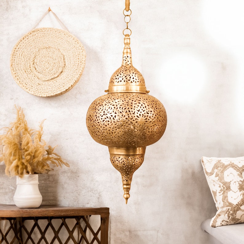 Marokkanische Pendelleuchte, marokkanisch inspirierter Messing-Leuchter, marokkanische Laterne, Messing-Lampenschirm, marokkanische Lampe, marokkanisches Dekor Bild 1