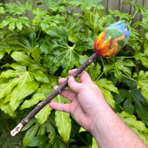 Full length view of Beltanedrum beater.
