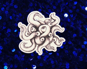 Pegatina de Squidgie Majore: una calcomanía de vinilo extraña y espeluznante para fanáticos de Lovecraft y amantes de los monstruos: pequeñas criaturas con tentáculos y garabatos.