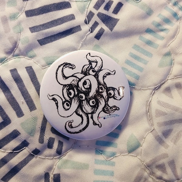 Squidgie Pin - weird and creepy button for monster lovers and lovecraft fans - squiggly little tentacle creature friends - shoggoth pins