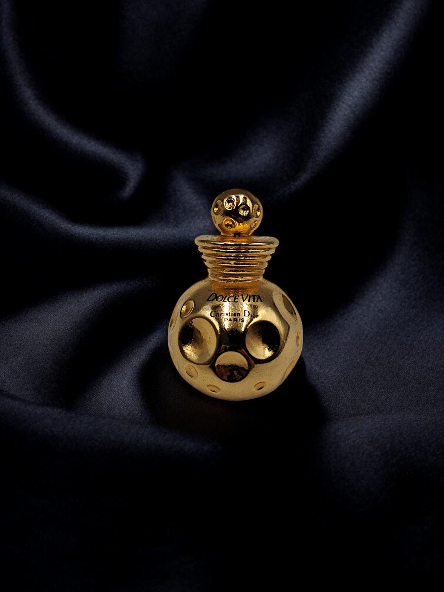 BROCHE VINTAGE DOLCE Vita metal argente Ref H160 EUR 45