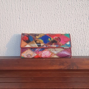 Carteira feminina colorida  | Nunca foi usada