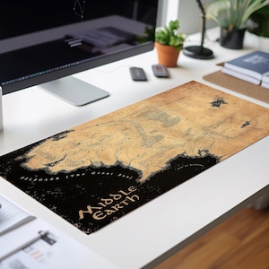 Alfombrilla de ratón con el mapa de la Tierra Media - Alfombrilla de ratón ESDLA - Regalo de Tolkien para él - Alfombrilla de ratón para juegos XL - Regalo geek personalizado