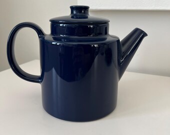 Arabia Finland Kilta Teema Cobalt Blue Coffee Pot | Teapot
