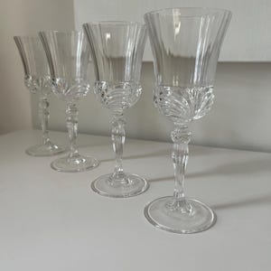 Vintage Set of 4 Stunning Aurea Wine Glasses by ROYAL CRYSTAL ROCK | Water Goblets Made in Italy 7 3/8”