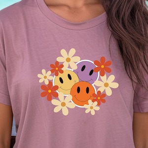 Smiley Face & Flower T-Shirt | Retro Happy Vibes Shirt | Cute Smiley Flower Graphic Tee | Groovy Floral T-Shirt | Positive Vibes Clothing