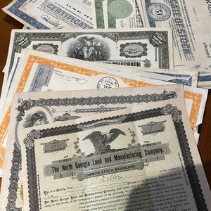 Papierwarenbestandszertifikate (jeweils)