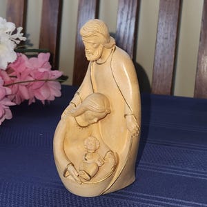 Vintage German Nativity Holy Family Sculpture Maple Hand Carved Ammergauer Krippenstube