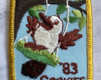 Vintage Girl Scouts '83 Cookies Kookaburra Swing Tree Incentive Patch 2x2-3/4in