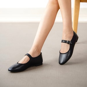 Women&#39;s Mary Janes, Black Mary Janes, Mary Jane Flats, Black Mary Jane Shoes, Handmade Vintage Shoes, Ballet Flats, Black Leather Flats
