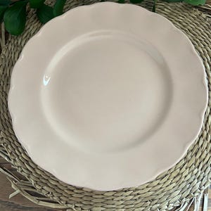 Grindley Vintage Peach Petal 10” Dinner Plates