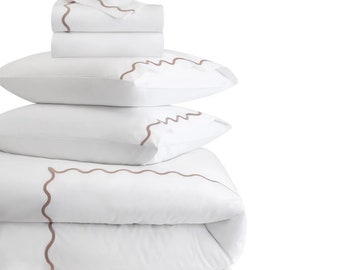 Set biancheria da letto smerlato con bordo ricamato a 400 fili, set biancheria da letto in rasatello di cotone bianco