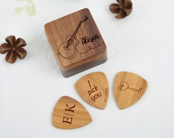 Personalized Unique Guitar Pick Case,Custom Engraved Wooden Picks Box with Engraving,Musicians Gift for Guitar Player,Fathers Day Gifts