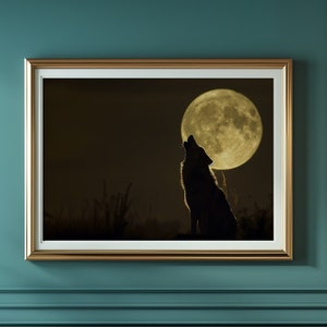 Wolf Howling at the Moon, Fine Art Print, Home Decor, Art Work, Wolf, Full Moon