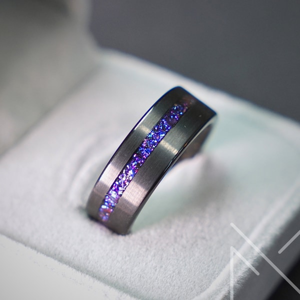 Zwarte wolfraam ring met paarse Galaxy inlay, mannen trouwring unieke verlovingsring, handgemaakte sieraden, verjaardagscadeau voor hem