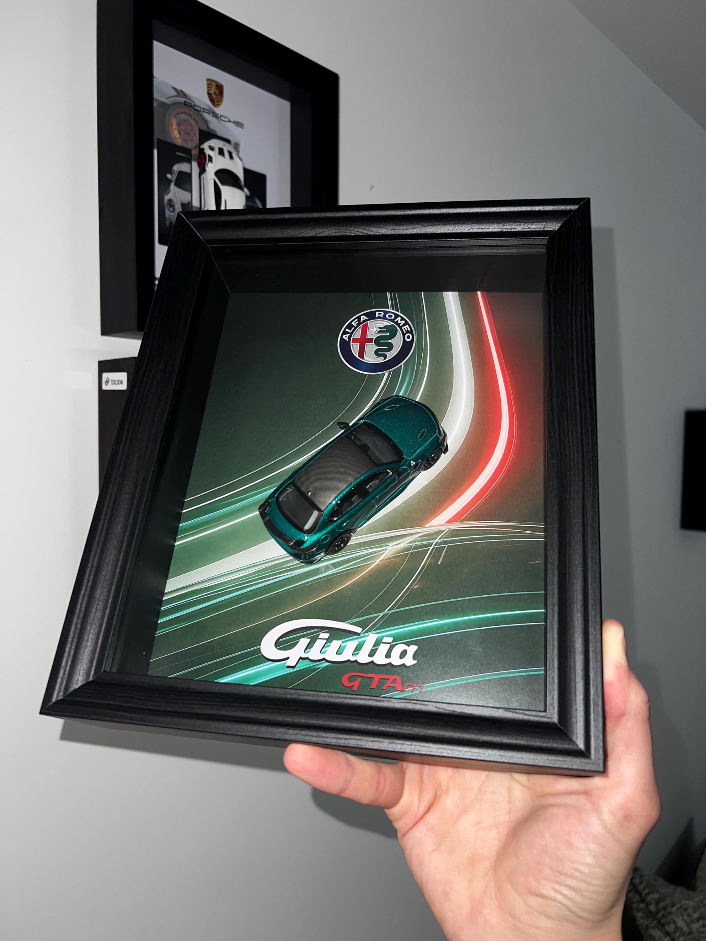 SPILLA A FORMA DI QUADRIFOGLIO CON DIAMANTI - Asta Gioielli