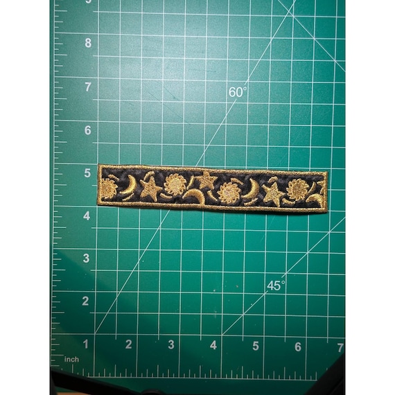 U24 Toppa Termoadesiva O Da Cucire 8x5 Cm – Ideale Per Personalizzare Abiti E Accessori