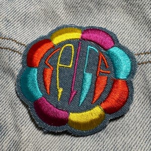 Groovy Flower Power Patch, 70s Iron On, Retro Festival Patch, Y2K Psychedelic Woodstock Spice Flower iron on Patch, Teal Yellow Orange Pink