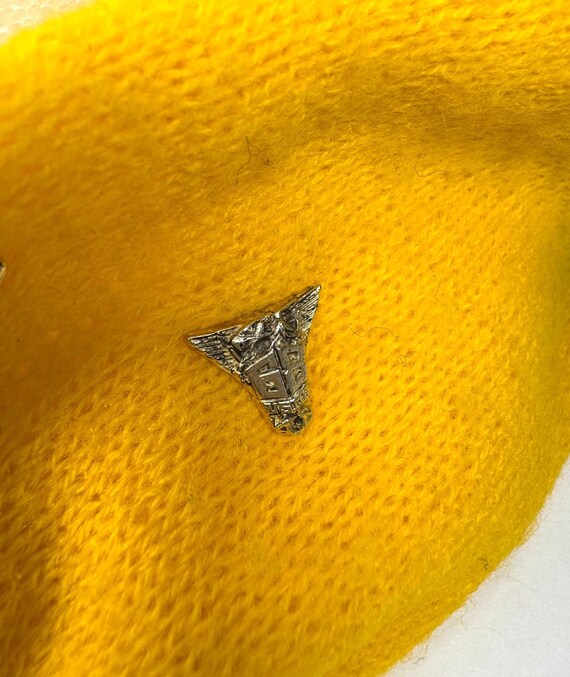 Vintage West Point Class of 1968 Crest Lapel Pin,… - image 4