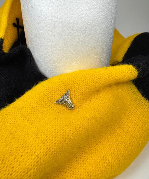 Vintage West Point Class of 1968 Crest Lapel Pin,… - image 5