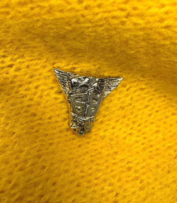 Vintage West Point Class of 1968 Crest Lapel Pin,… - image 2