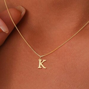 Collar inicial, collar de letras, collar de oro, collar de nombre personalizado, regalos de esposa, regalos para mamá, regalo de mamás, regalo de cumpleaños para ella