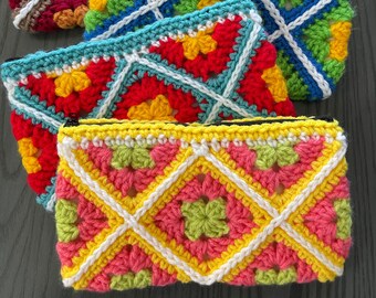 Crocheted zip pouch / Cosmetics pouch / Travel pouch / Boho wallet / Makeup Pouch / Colorful clutch