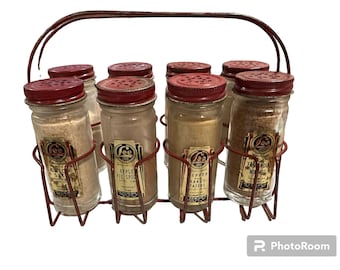 Vintage wire spice holder. Set of 8 Lee Trade Mark spices.