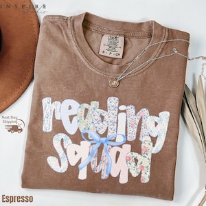 Comfort Colors® Reading Squad Shirt, Floral Teacher Tee with Bow, Reading Specialist Gift, Book Club Team Shirt, Classroom Aesthetic, DT1033