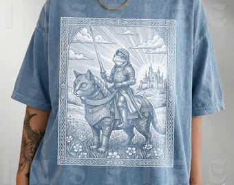 Frog Knight Shirt, Medieval Cat Rider Tee, Vintage Fantasy Meme Unisex T-Shirt, VT166