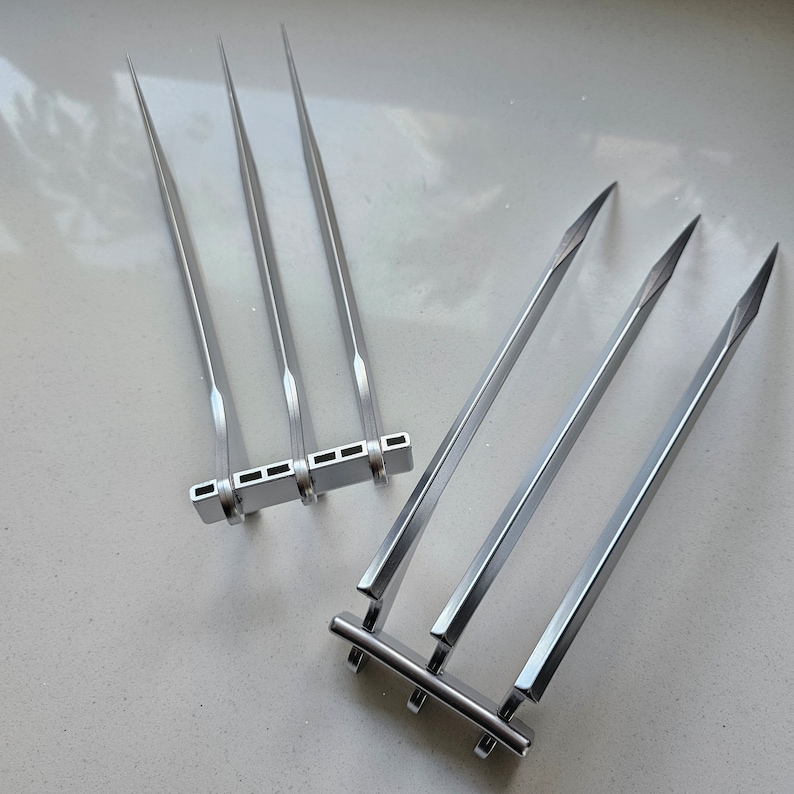 Cosplay Claws Costume Plastic Freddy Wolverine Comic Con Hand Silver