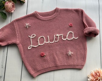 Elch Kuscheliger personalisierter handbestickter Pullover für Babys und Kleinkinder - individueller Name, umweltfreundlich, ideal für Geburtstage und Babypartys