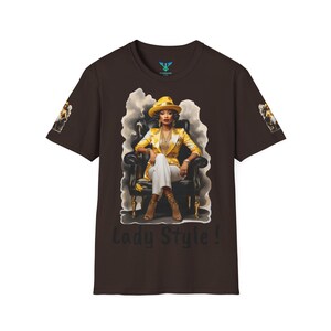 T-Shirt Women Men Lady Style Unique Vintage Retro Art Motif Unisex Softstyle Gift Birthday Christmas Easter Halloween