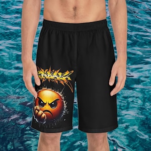 Custom-made men&#39;s boardshorts with elastic waistband and side pockets for men ideal in summer or for vacation, also as a gift