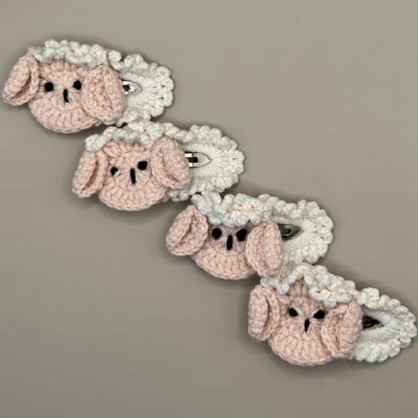 Sheep crochet knit hair clip for baby girl, baby shower new mom gift, summer white lamb fun farm animal kids hairclip for toddler girl