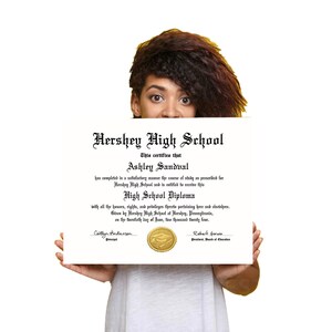 Diploma de escuela secundaria con sello de oro, plantilla de réplica de diploma personalizada imprimible, archivo de descarga de certificado de graduación editable