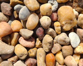 Natural Unpolished Small River Rocks Pebbles for Aquariums Plants Fairy Gardens Jewelry Making and crafts
