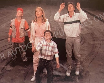 Amy O&#39;Neill 8x10 Autograph Honey, I Shrunk The Kids Attic Floor