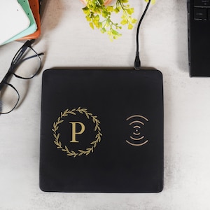 Personalized Charging Mat, Custom Leather Charging Station, Wireless Phone Charger, Charging Pad Gift,  Coworker Gift,Office Gifts Christmas