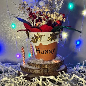 CHRISTMAS HUNNY POT