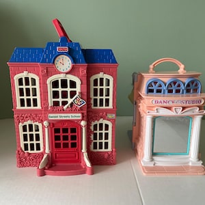 Fisher Price Sweet Streets Country Cottage & Dance Studio