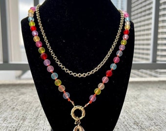 Collier de perles, Collier de perles avec fil, Collier coloré, Perles de verre, Collier à breloques