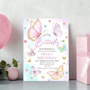 Carte d'invitation d'anniversaire de papillon, conception de papillon fantaisiste, invitation d'anniversaire d'enfants personnalisable
