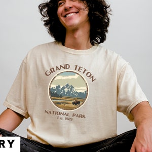 Vintage Grand Teton National Park Shirt, Retro National Park Tee, Grand Teton Park Gift, Nature Lovers Gift, Outdoor Adventure T-Shirt