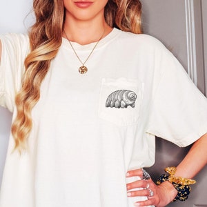 Cute Tardigrade Pocket Tee Shirt Vintage Water Bear Graphic T Shirt Tardigrade Lover Gift Idea Retro Tardigrade Art Tee for Water Bear Fans