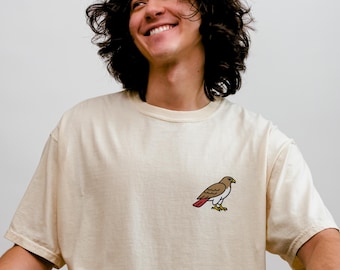 Embroidered Red Tailed Hawk T-Shirt Bird of Prey Embroidery Shirt Minimalist Raptor Tee Red Tail Hawk Lover Gift for Birdwatchers